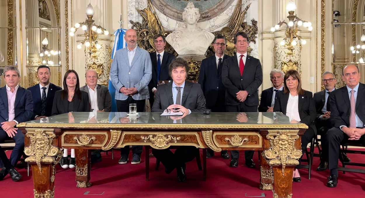 Decreto de Milei começa a tramitar no Congresso da Argentina