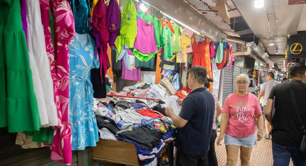 Prefeitura fiscaliza lixo nas calçadas de Ciudad del Este