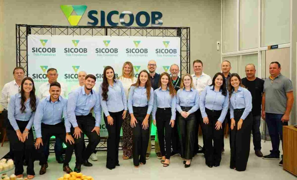 Sicoob entrega nova agência para a comunidade em cidade da região