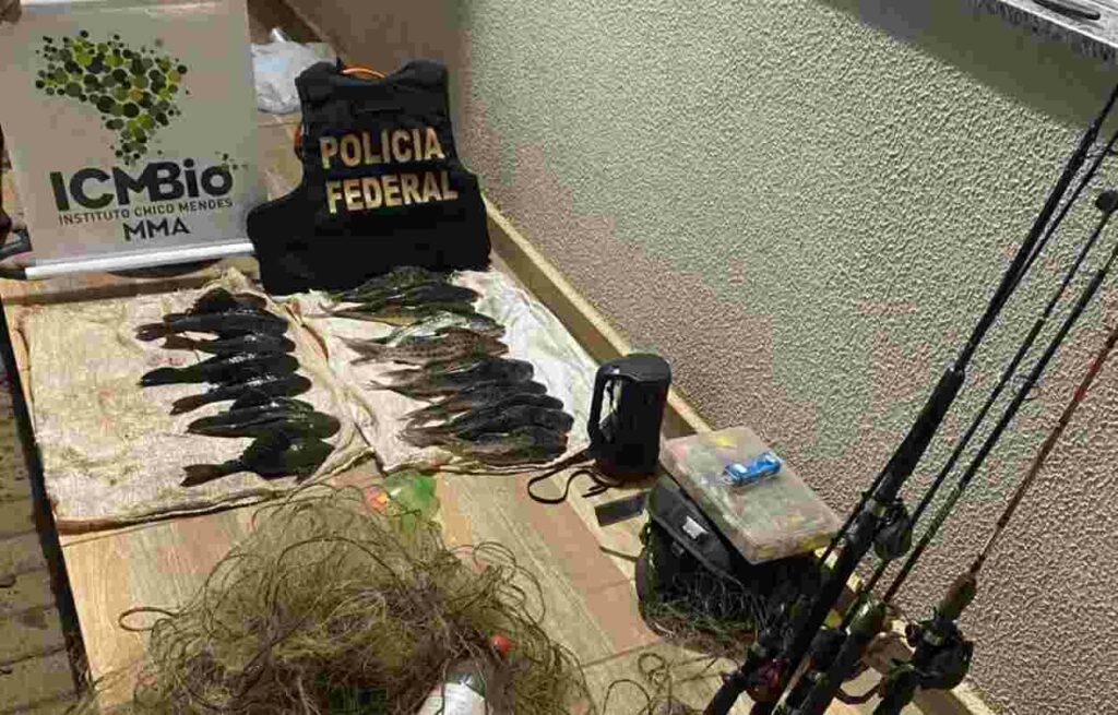 Pesca ilegal no Rio Iguaçu, no parque, leva à prisão de três pessoas