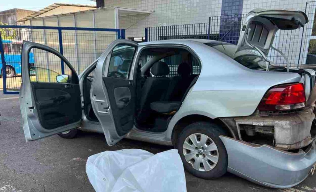 Operação na fronteira apreende carga com 700 smartphones em Foz do Iguaçu
