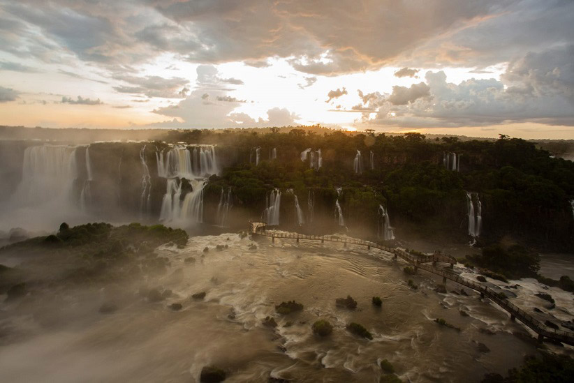 Cataratas do Iguaçu, Fundo Estadual, Incêndios e Megaoperação