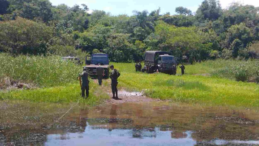 Polícia captura carga de cigarro do Paraguai na fronteira
