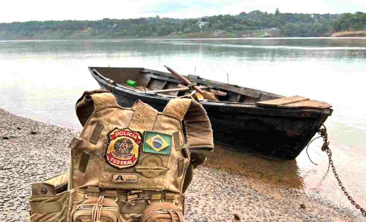 Polícia Federal resgata pescadores à deriva no lago de Itaipu