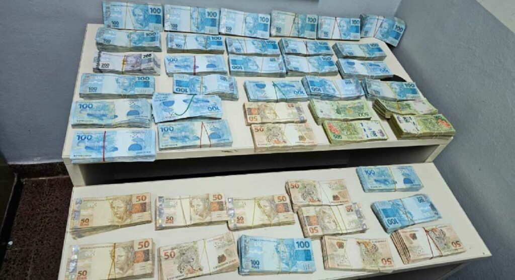 Argentina apreende quase R$ 345 mil na Ponte Tancredo Neves