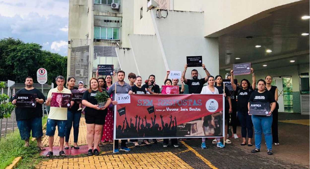 Ato recorda um ano da morte de professora em Foz do Iguaçu