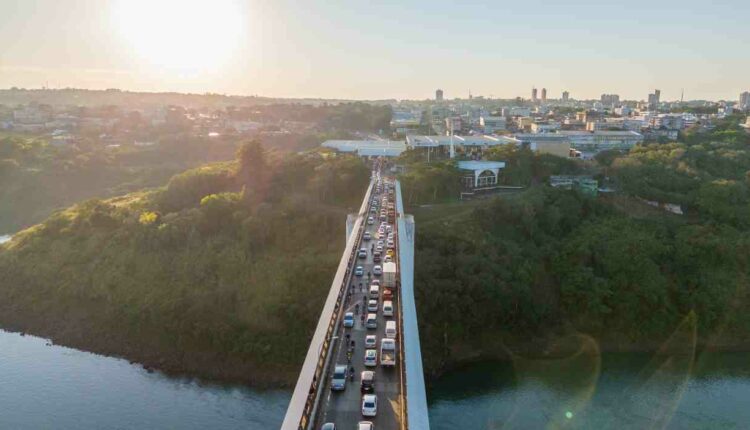 ponte da amizade