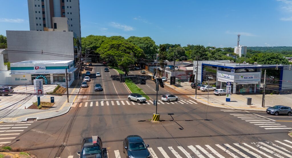 Farmácias ou secos e molhados?