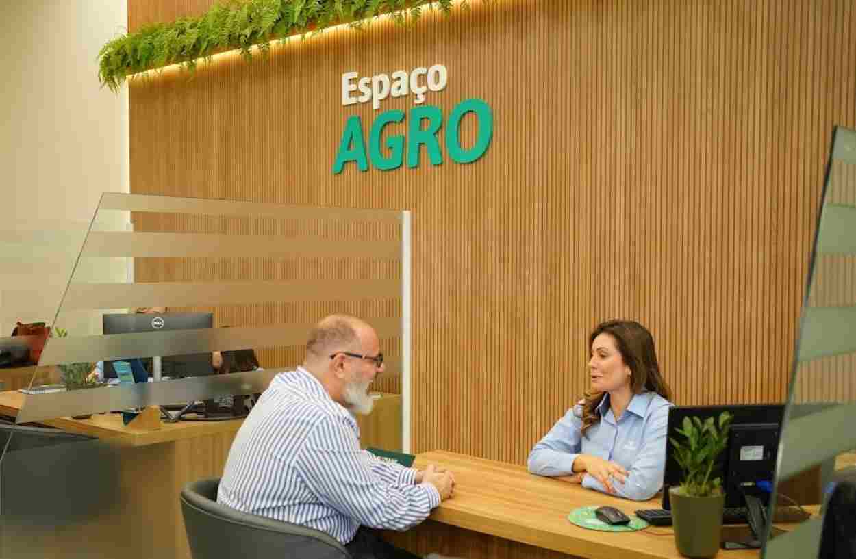 Sicoob oferece recorde de crédito e consórcios exclusivos no Show Rural