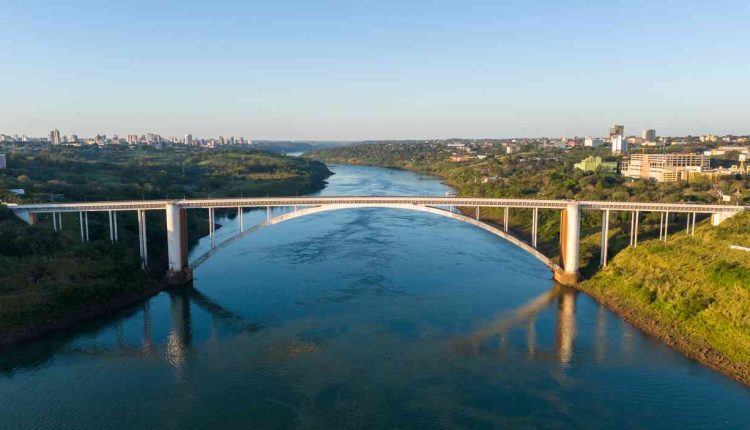 ponte da amizade