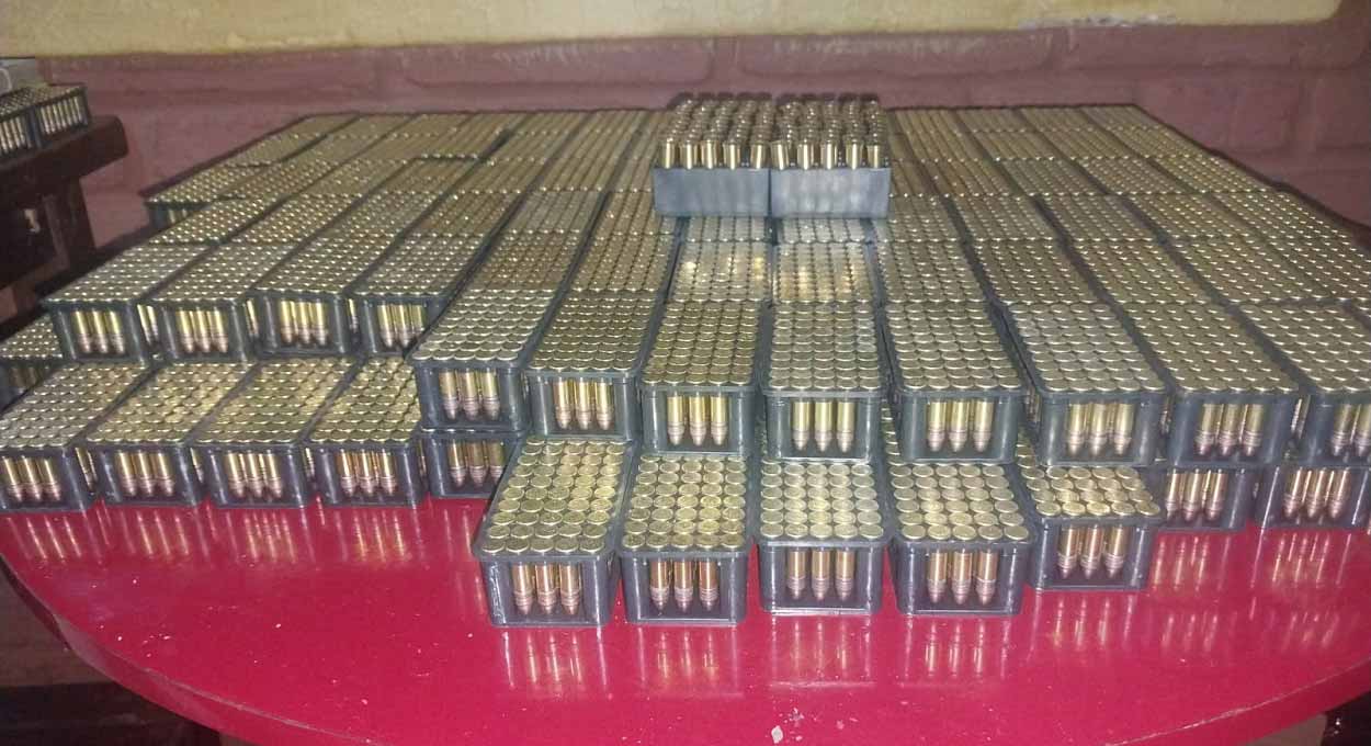 Polícia do Paraguai apreende arsenal de munições na fronteira