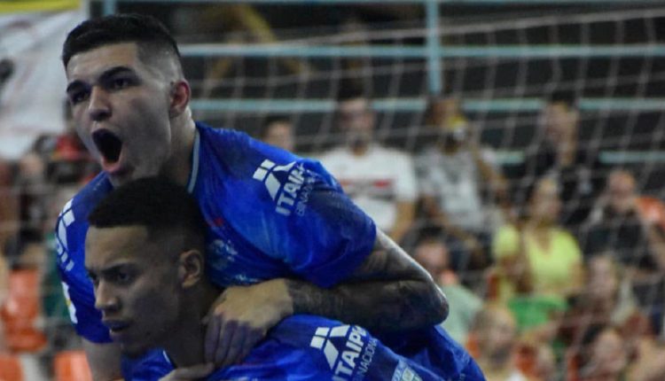 Azulão conseguiu reagir rápido aos gols sofridos. Foto: Andressa Dariz/Operário Laranjeiras