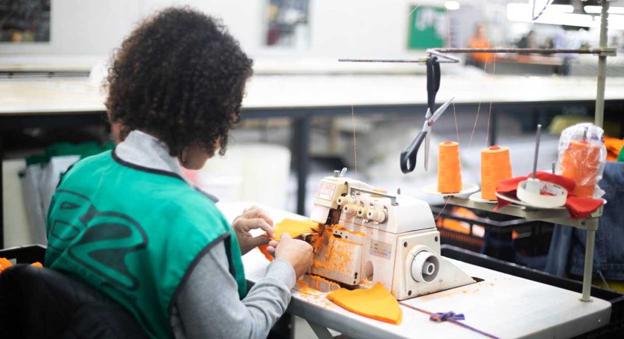 Folha de pagamento, Calendário eleitoral e Porte de drogas