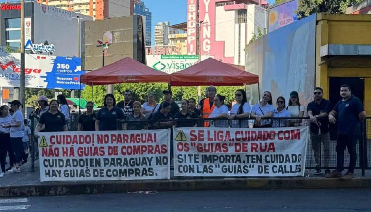 No último sábado (2), servidores da prefeitura de Ciudad del Este estenderam faixas para alertar sobre os riscos de fraudes e golpes. Foto: Gentileza/Prefeitura de Ciudad del Este