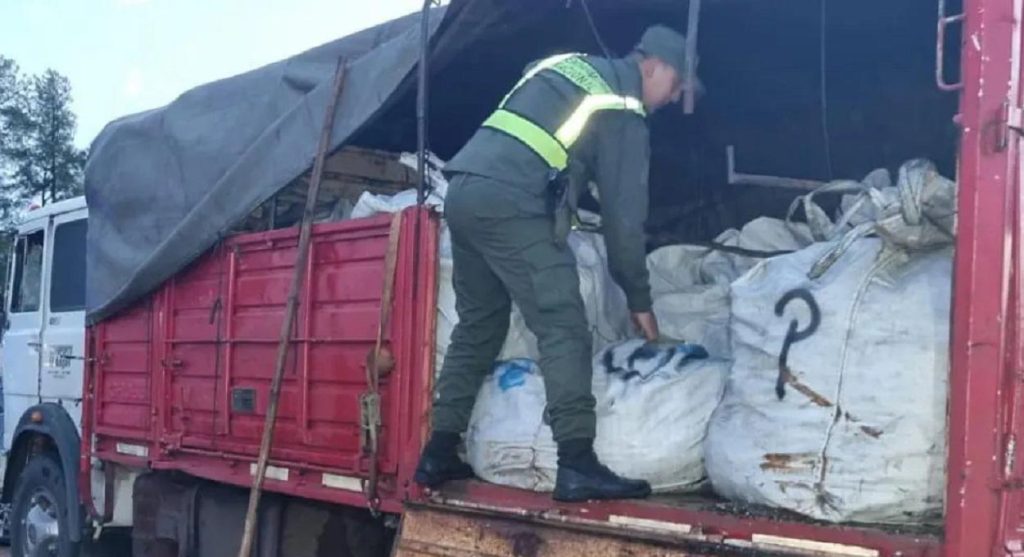 Argentina apreende carga de cobre que vinha para a fronteira
