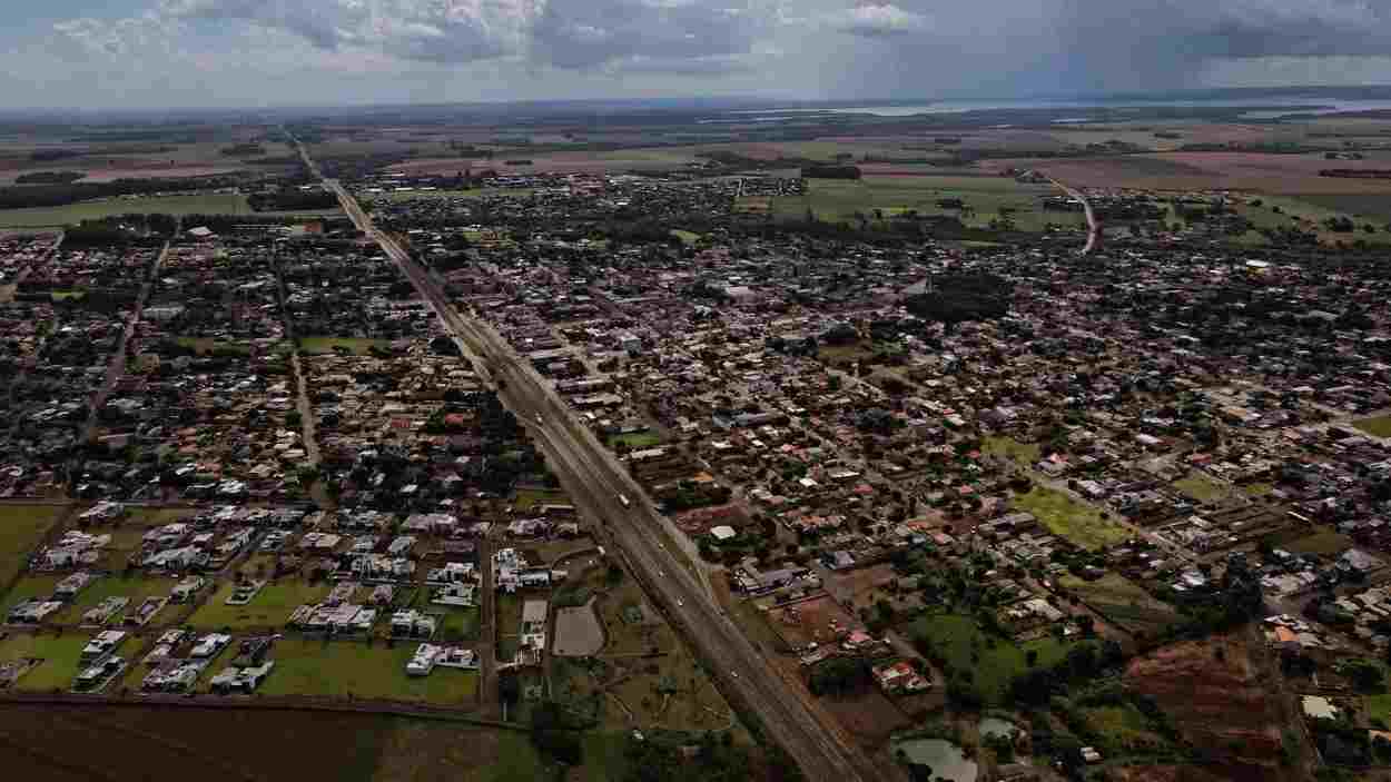 Feira ao Ar Livre tem lazer, arte e produtos coloniais em Santa Terezinha de Itaipu