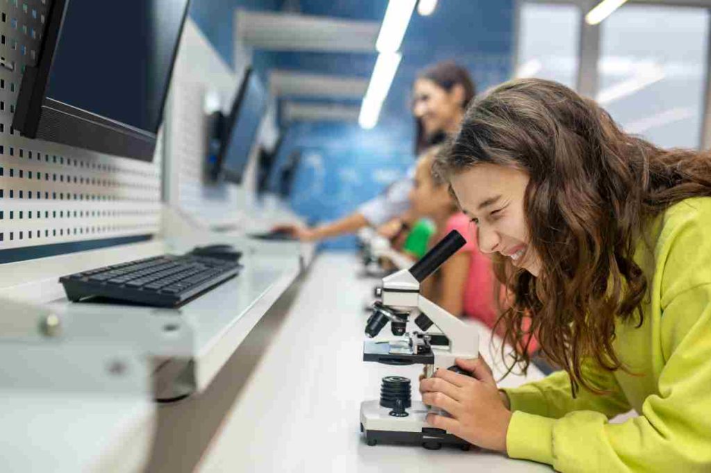 Prêmio de ciência e tecnologia abre inscrição para professores e estudantes