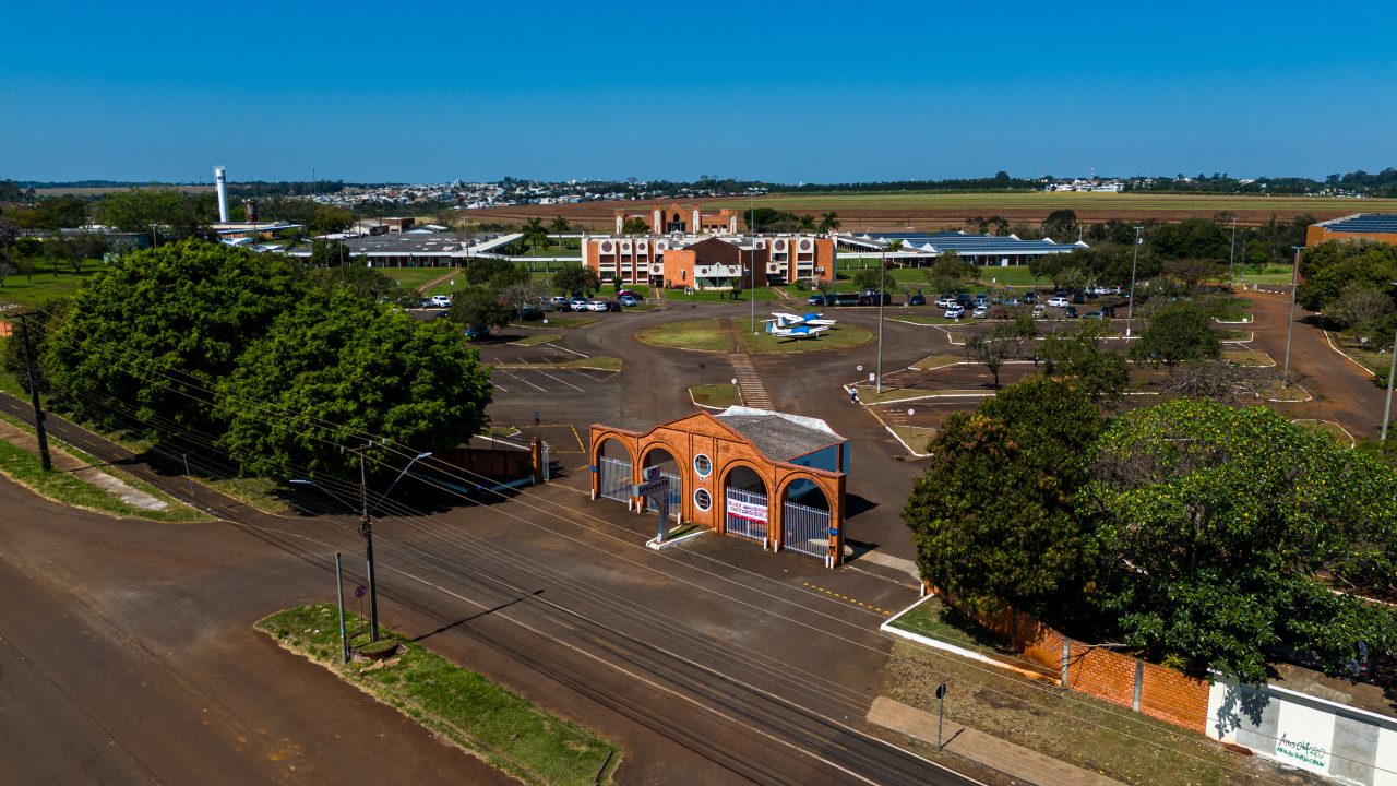 Unioeste em Foz do Iguaçu oferta vagas para MBA em Finanças