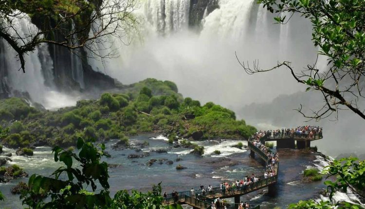 Brasil e Argentina estão unindo forças para divulgar a votação online. Foto: Nilmar Fernando/Urbia Cataratas