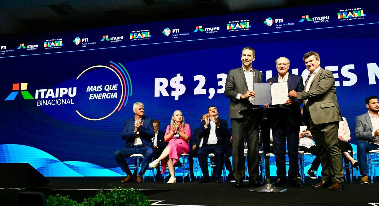 Vice-presidente Geraldo Alckmin prestigiou a cerimônia em Curitiba. Foto: Cadu Gomes/VPR