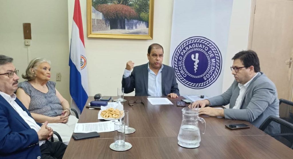 Médicos questionam habilitação de novos cursos de Medicina no Paraguai