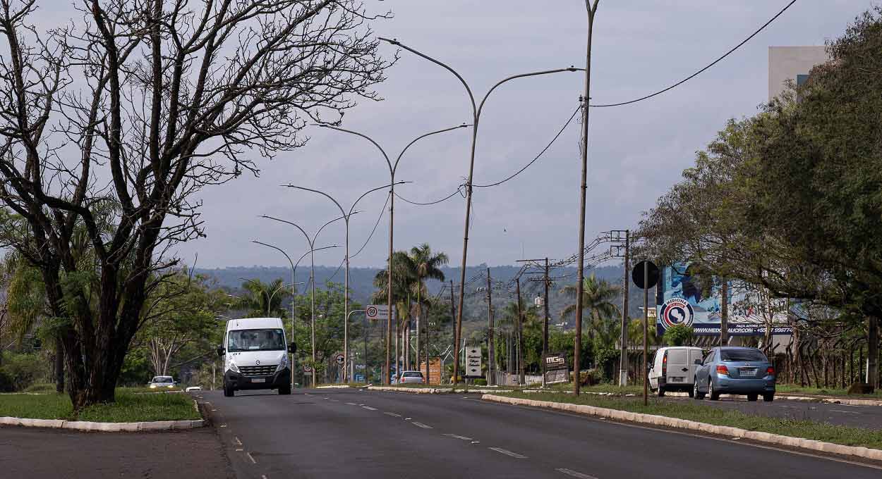 Rompimento deixa bairros de Foz do Iguaçu sem água neste sábado (23)