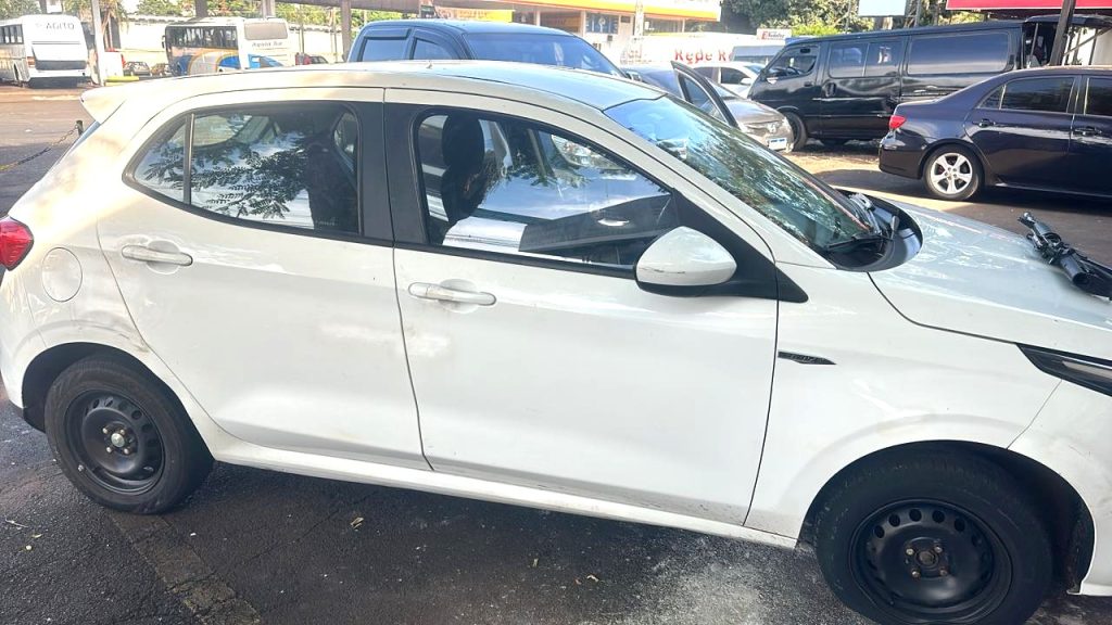 PM resgata dois carros e uma moto furtados em Foz do Iguaçu