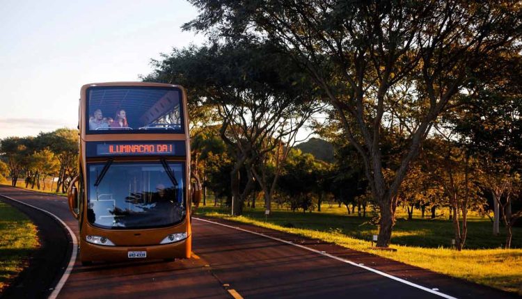 Sábado de Aleluia costuma ser um dos dias mais movimentados do ano para o turismo na hidrelétrica binacional. Imagem: Árvore Filmes/Sky Takes