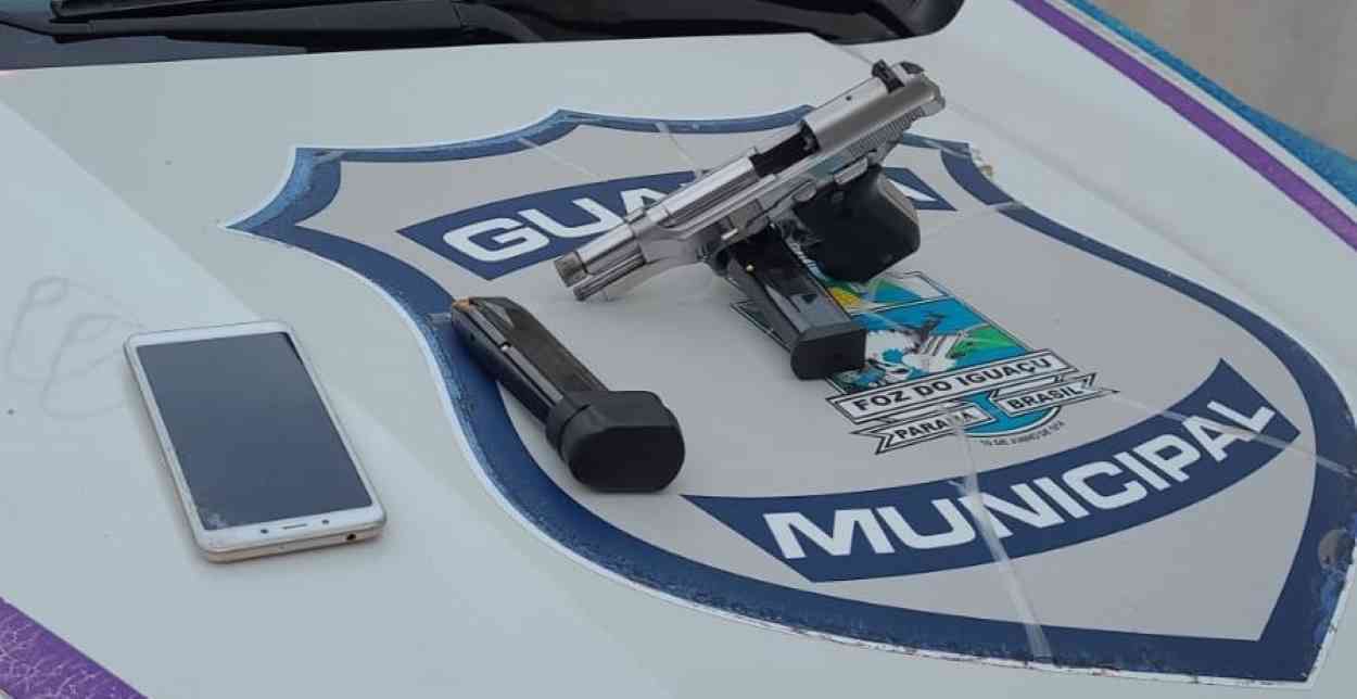 Guarda Municipal prende dois homens e recolhe pistola adaptada para silenciador