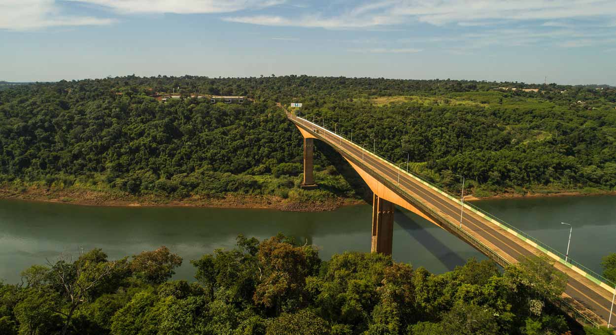 Ponte Tancredo Neves é a fronteira terrestre com maior registro de entradas e saídas do território argentino. Foto: Marcos Labanca/H2FOZ