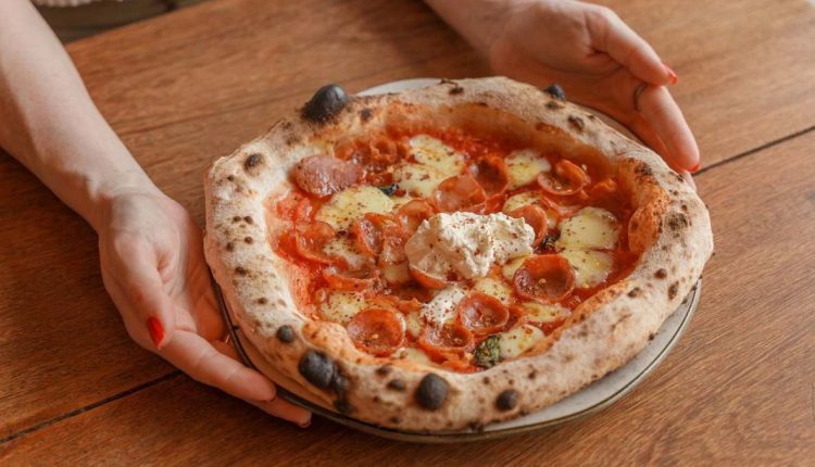 Pizzas individuais, no estilo napolitano, estão entre os destaques da casa. Foto: Gentileza/Assessoria