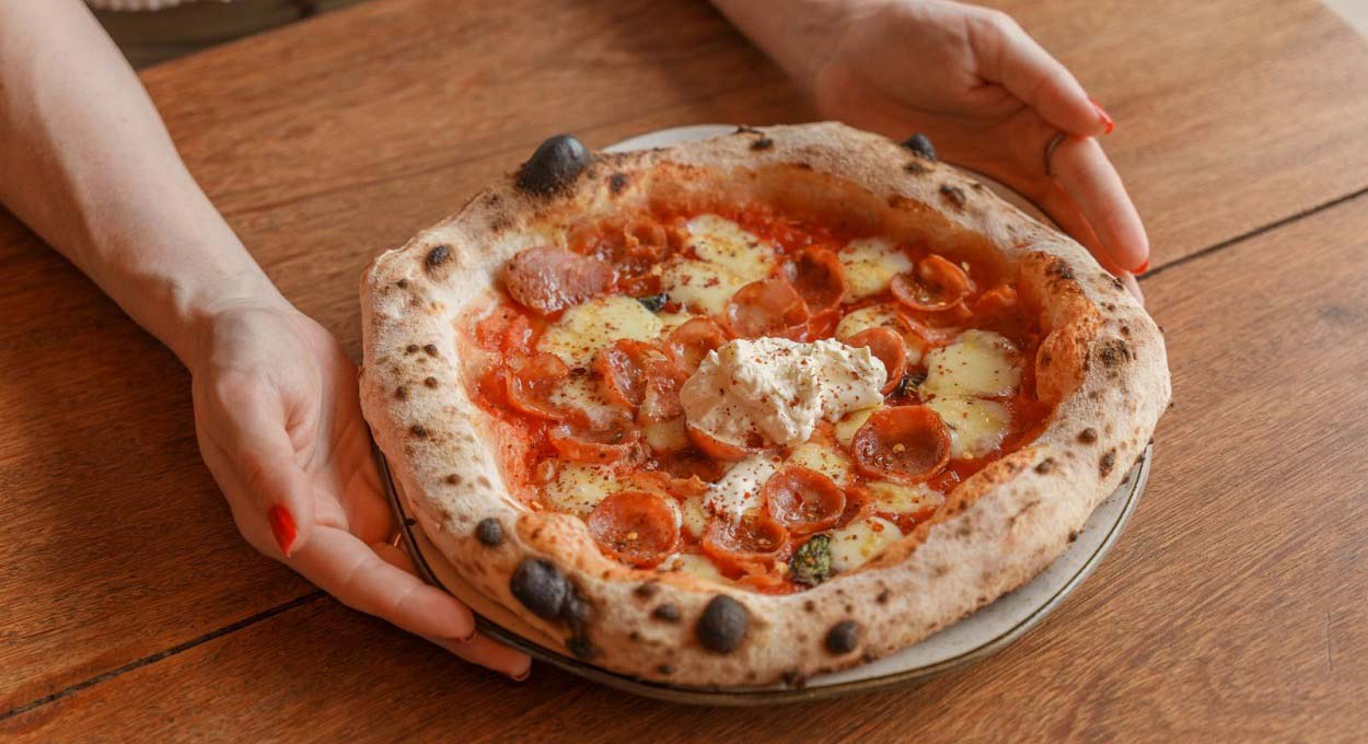 Pizzas individuais, no estilo napolitano, estão entre os destaques da casa. Foto: Gentileza/Assessoria