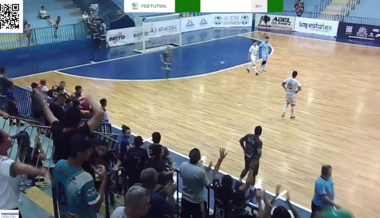 Nas quatro partidas já disputadas, Foz Futsal somou um empate e três derrotas. Imagem: Reprodução/Foz Futsal