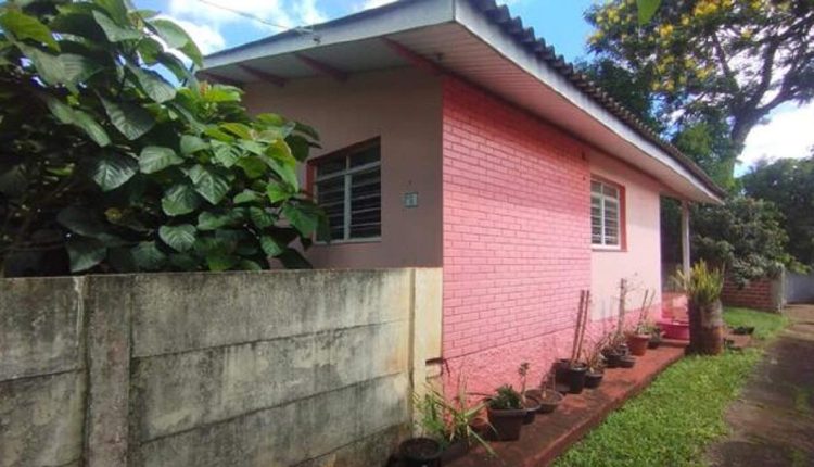 Casa de alvenaria localizada na Rua Iraúna, com lance inicial de R$ 394,9 mil. Foto: Gentileza/PK Leilões