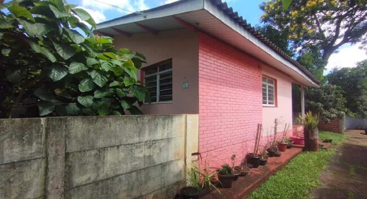 Casa de alvenaria localizada na Rua Iraúna, com lance inicial de R$ 394,9 mil. Foto: Gentileza/PK Leilões