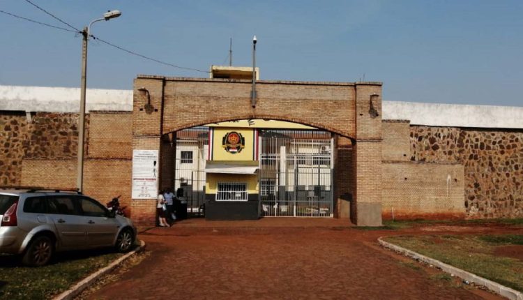 Pórtico de acesso à Penitenciária Regional de Pedro Juan Caballero. Foto: Gentileza/Ministério da Justiça do Paraguai (Arquivo)