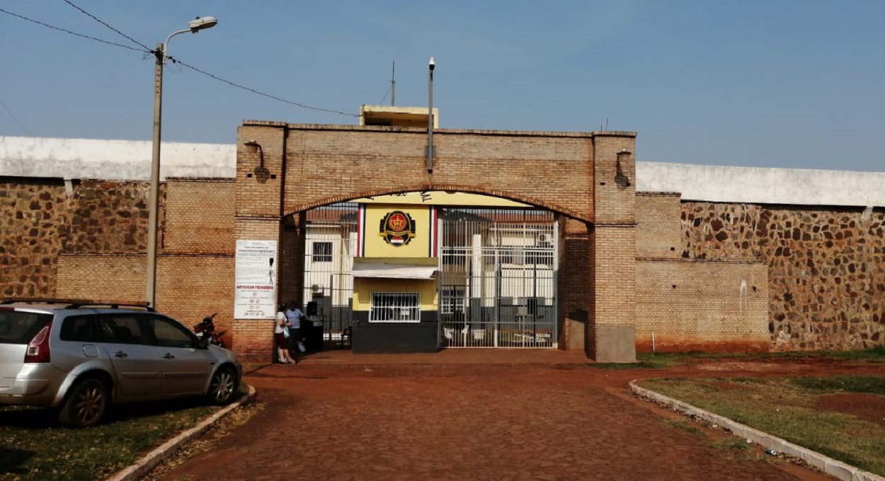 Pórtico de acesso à Penitenciária Regional de Pedro Juan Caballero. Foto: Gentileza/Ministério da Justiça do Paraguai (Arquivo)
