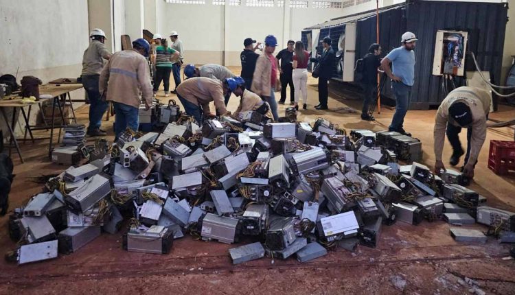 Computadores foram levados ao depósito do Ministério Público. Foto: Gentileza/Ande