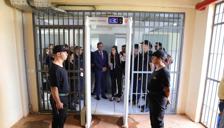 Nessa quinta-feira (25), instalações foram vistoriadas pelo ministro Ángel Barchini. Foto: Gentileza/Ministério da Justiça do Paraguai