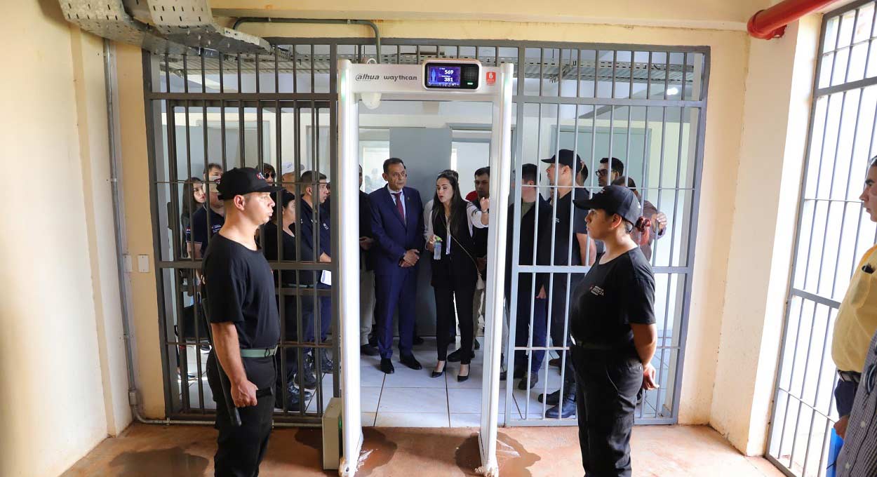 Nessa quinta-feira (25), instalações foram vistoriadas pelo ministro Ángel Barchini. Foto: Gentileza/Ministério da Justiça do Paraguai