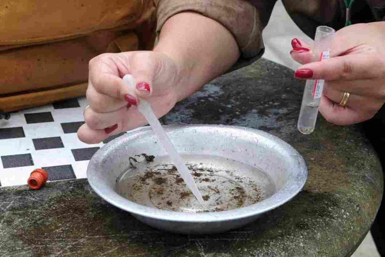Sanepar leva funcionários às ruas em mutirão contra a dengue em Foz do Iguaçu