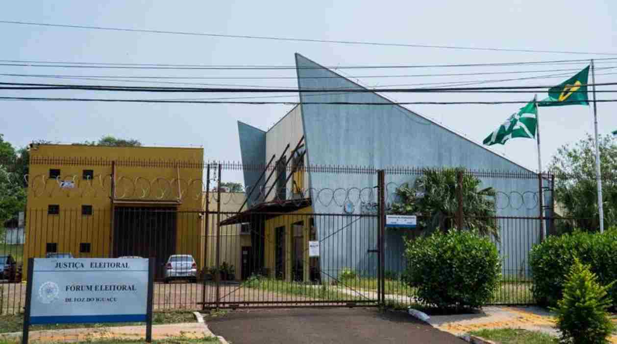 Morador pode tirar ou regularizar título neste fim de semana em Foz do Iguaçu