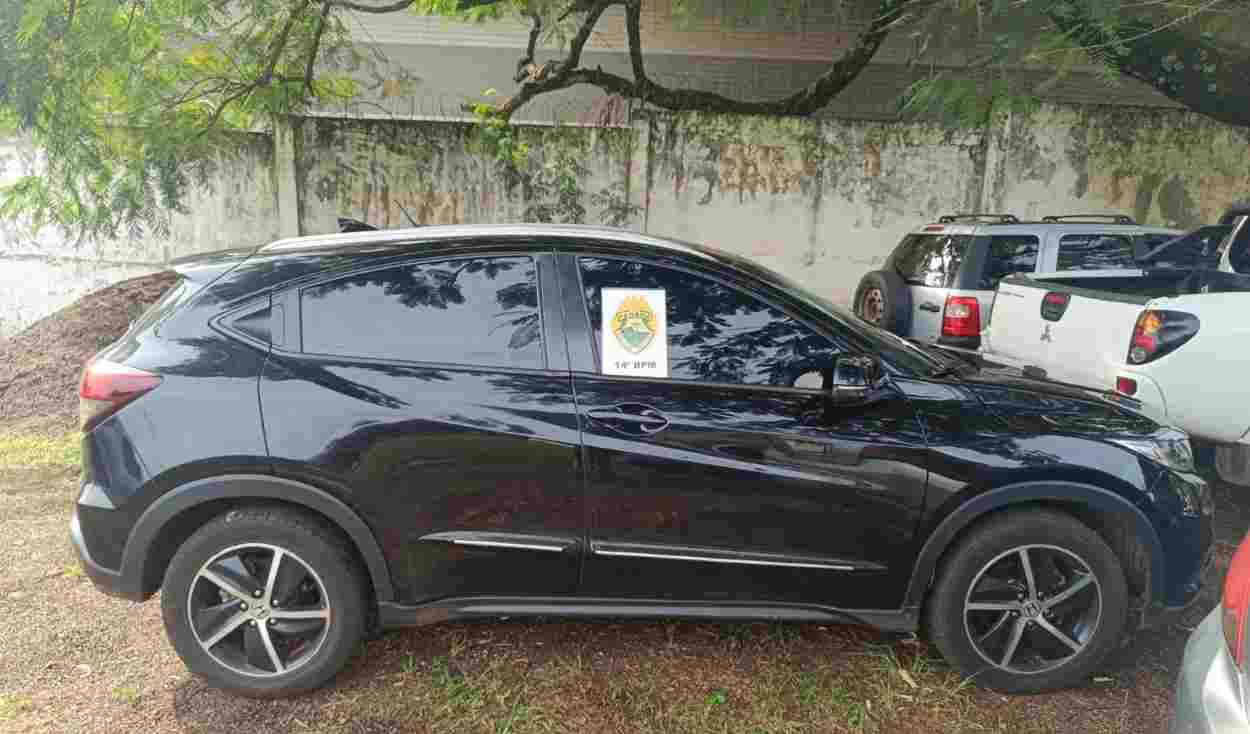 PM recupera carro e moto no Morumbi, em Foz do Iguaçu