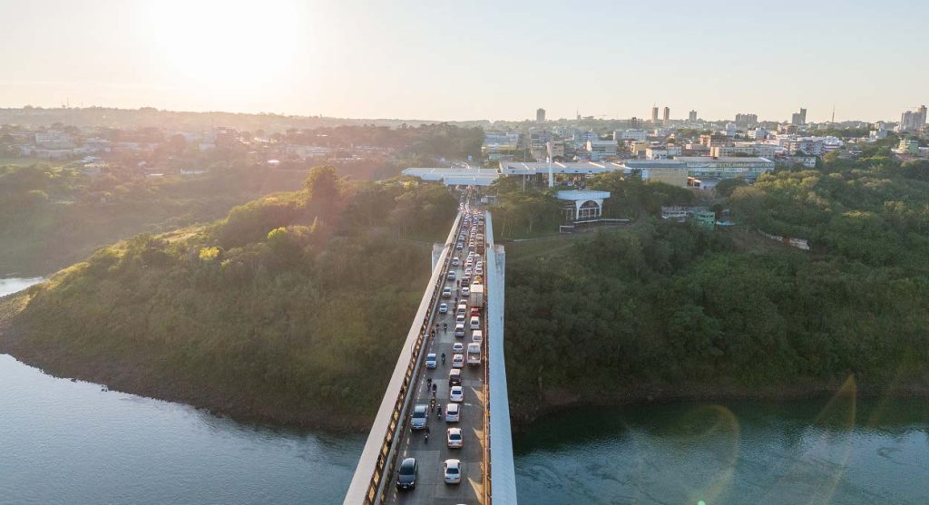 Jornal denuncia esquema de contrabando de cobre na Ponte da Amizade