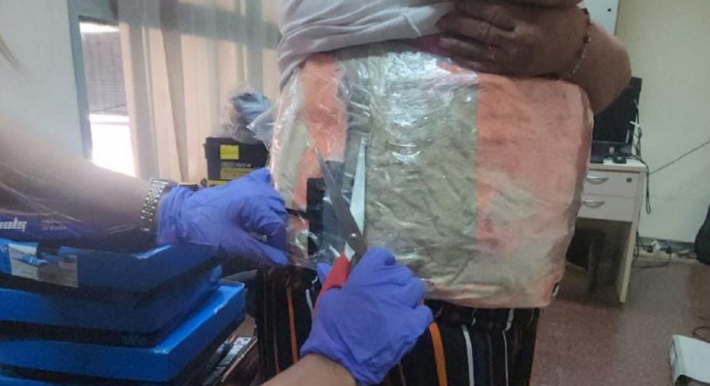 Idosa é presa com cocaína na Ponte Tancredo Neves