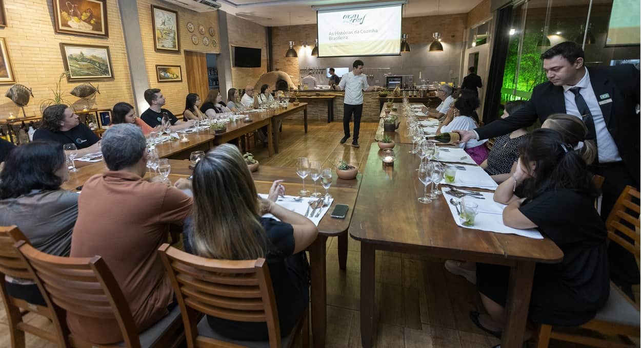 Visit Iguassu recebe 13 clientes do Brasil para atrair mais eventos para a cidade