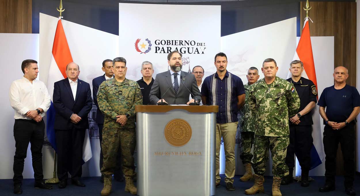 Governo do Paraguai diz que expulsará mais membros do PCC