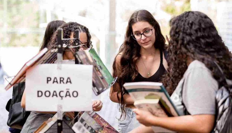 feira do livro unila