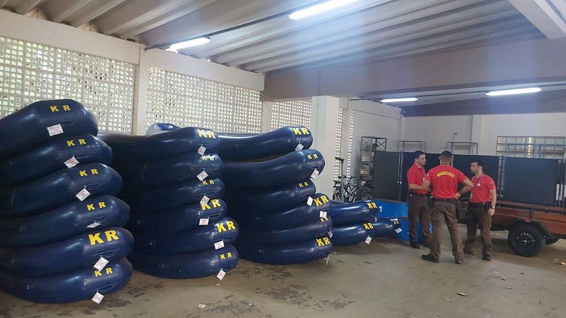 Los botes inflables se encuentran entre los equipos enviados para ayudar en el rescate de las víctimas. Foto: Seguridad Corporativa/Itaipú Binacional