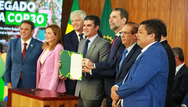 Cerimônia ocorreu no Palácio do Planalto, em Brasília (DF). Foto: Dinho Mendes/Itaipu Binacional